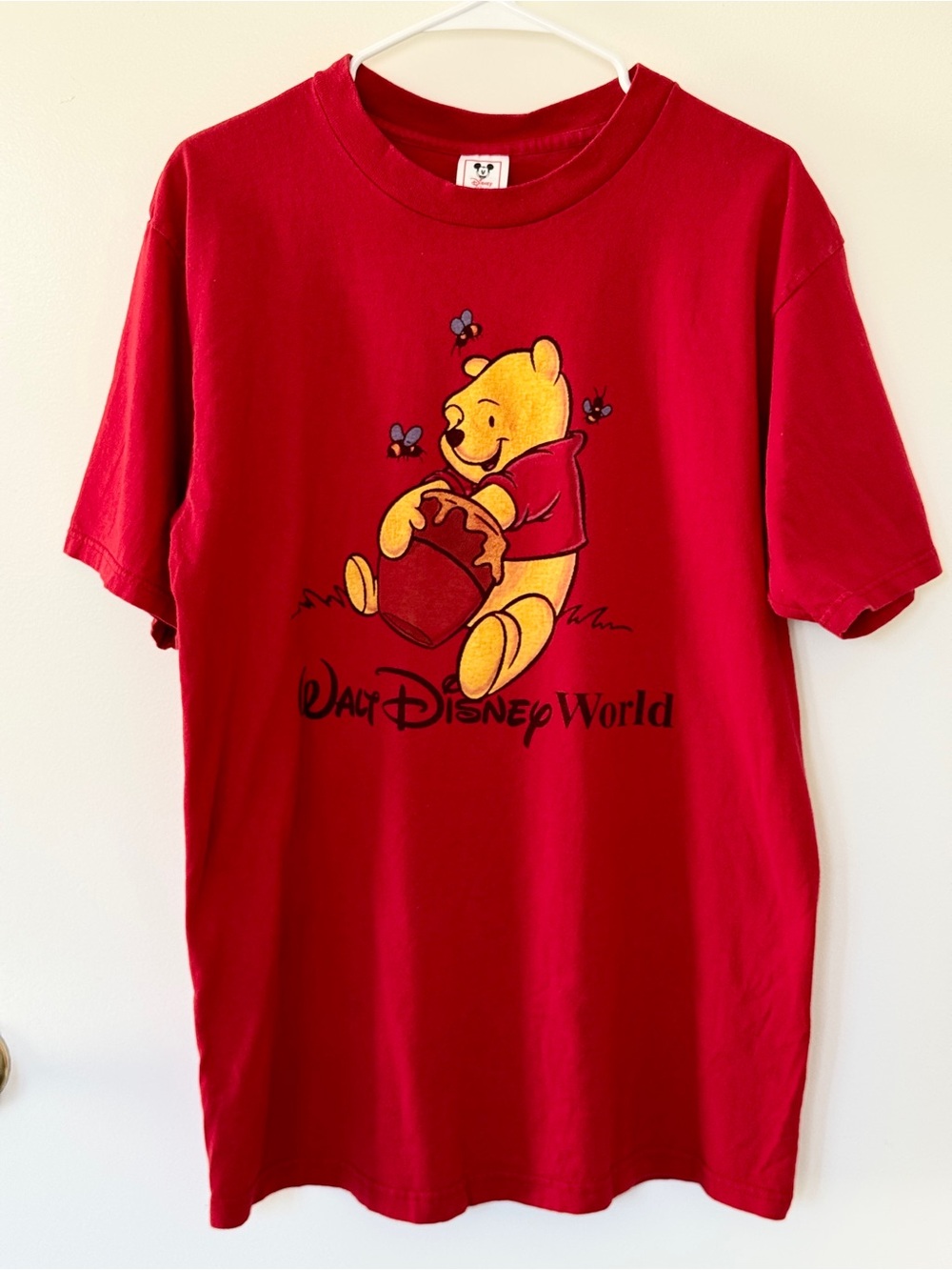 Vintage 90s Disney Winnie the Pooh Walt Disney World USA T-Shirt Red L